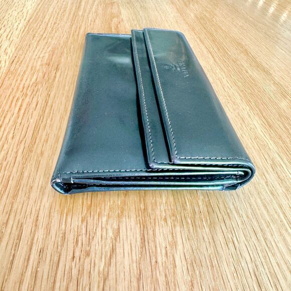 Prada Spazzolato Long Tri-Fold Leather Wallet - Picture 5 of 9